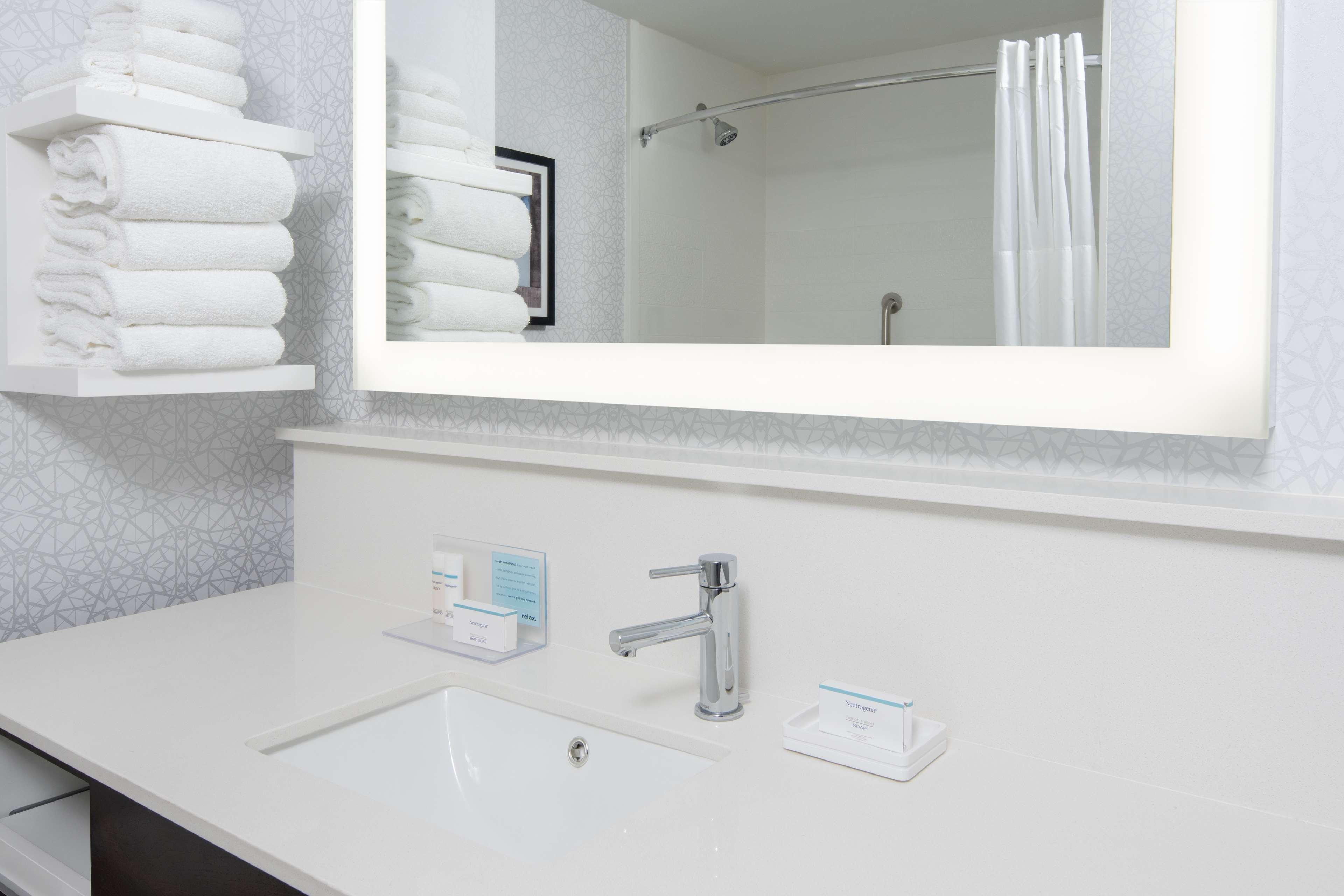 Hampton Inn & Suites Gilroy, Ca Екстериор снимка