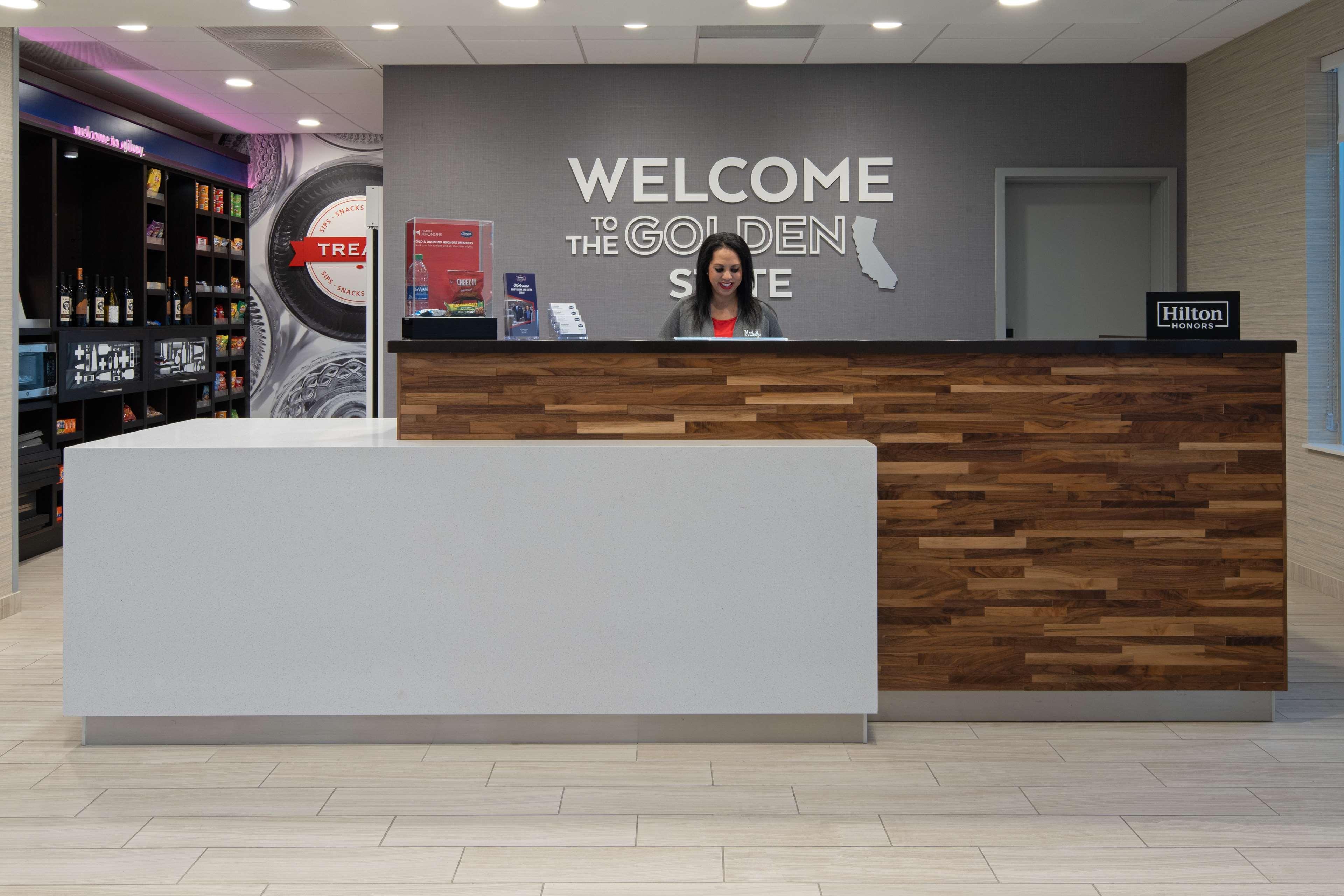 Hampton Inn & Suites Gilroy, Ca Екстериор снимка