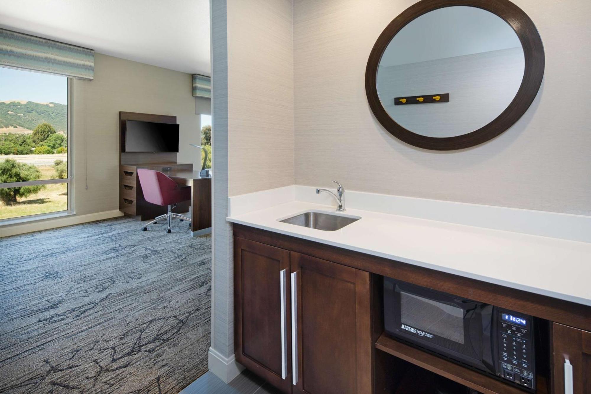 Hampton Inn & Suites Gilroy, Ca Екстериор снимка